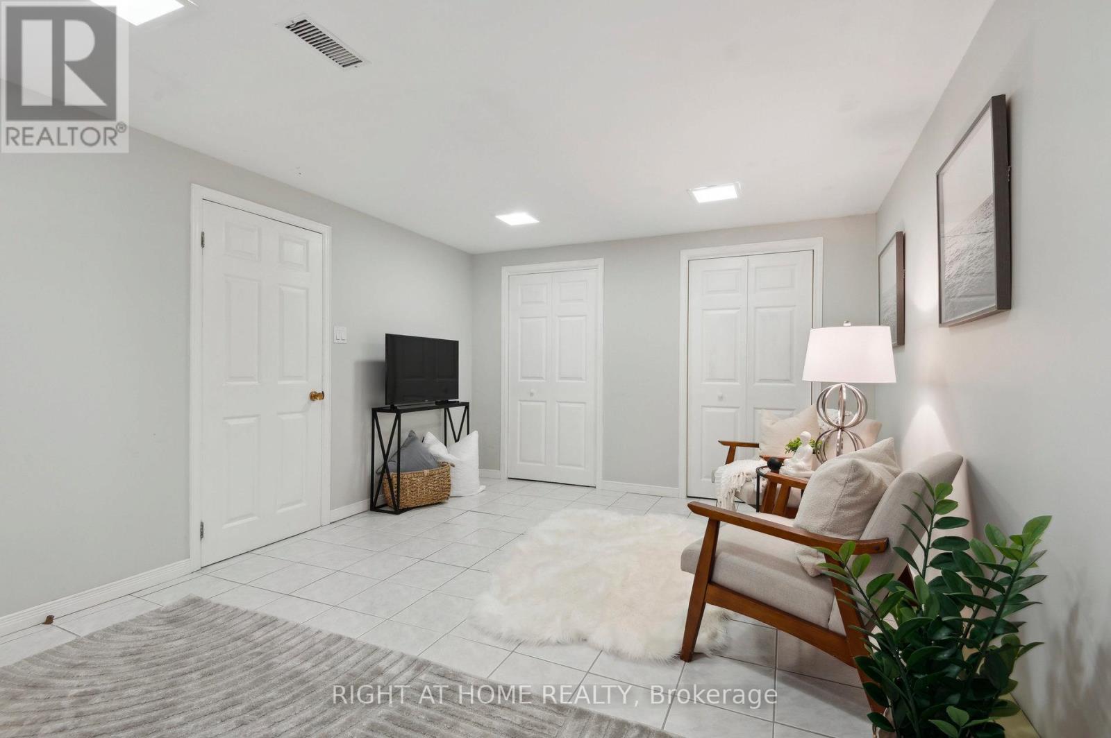 68 Highcourt Crescent, Toronto, Ontario  M1H 2L8 - Photo 31 - E12184193