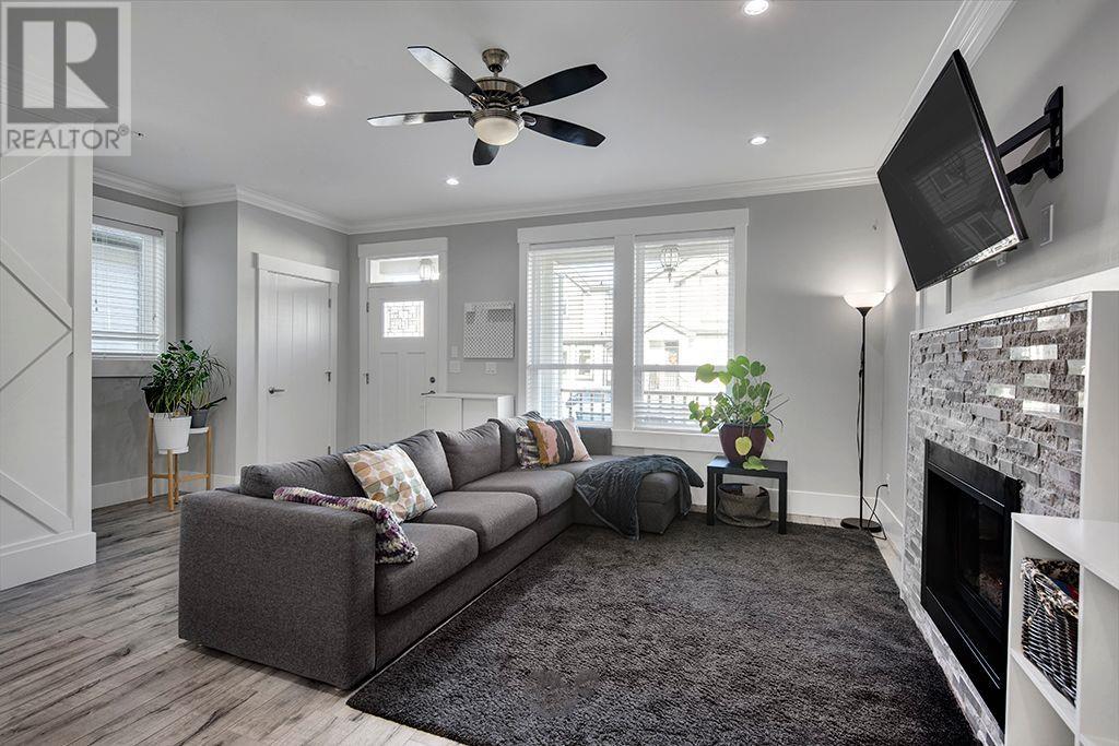 Property at 24292 101A AVENUE image 3