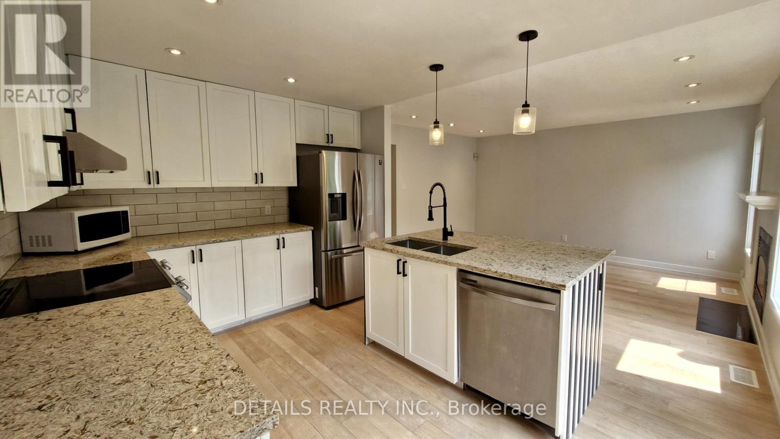 73 Stonepointe Avenue N, Ottawa, Ontario  K2G 4G2 - Photo 5 - X12205802