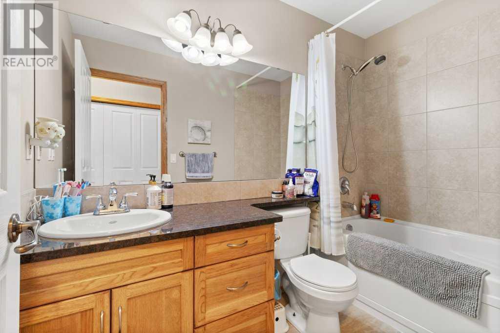4 Firdale Close, Sylvan Lake, Alberta  T4S 2M1 - Photo 18 - A2227371