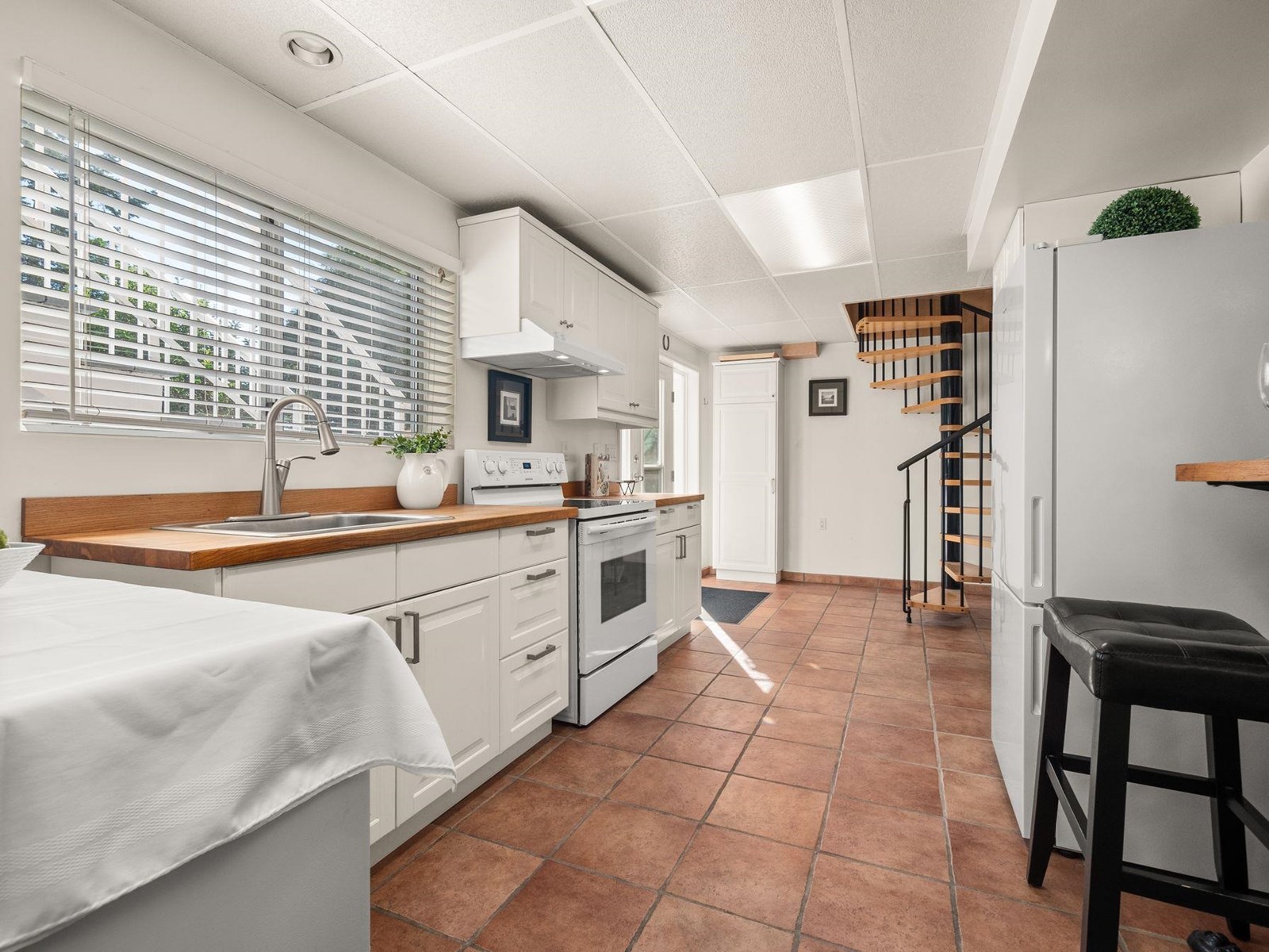 8069 Wiltshire Place, Delta, British Columbia  V4C 6T1 - Photo 16 - R3013257