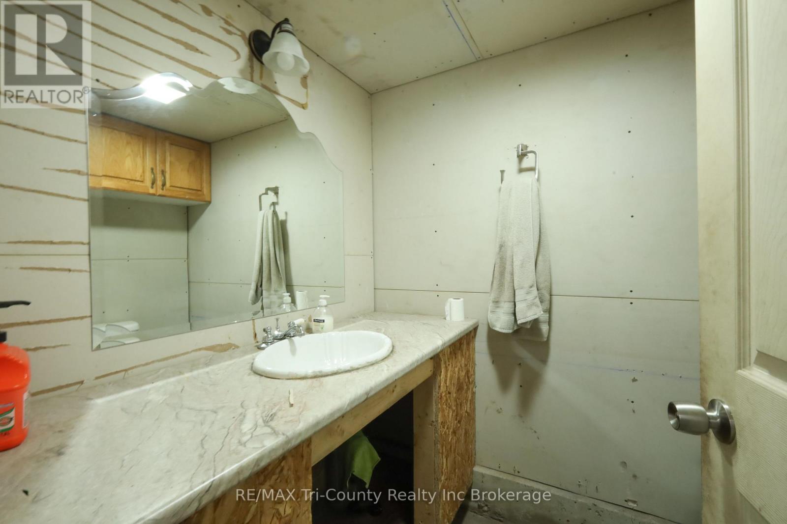 287 Highway 24 W, Norfolk, Ontario  N0E 1X0 - Photo 48 - X12197480