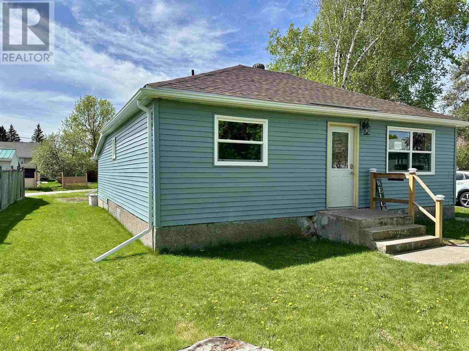 637 Thompson St, Fort Frances, Ontario  P9A 2W6 - Photo 16 - TB250901