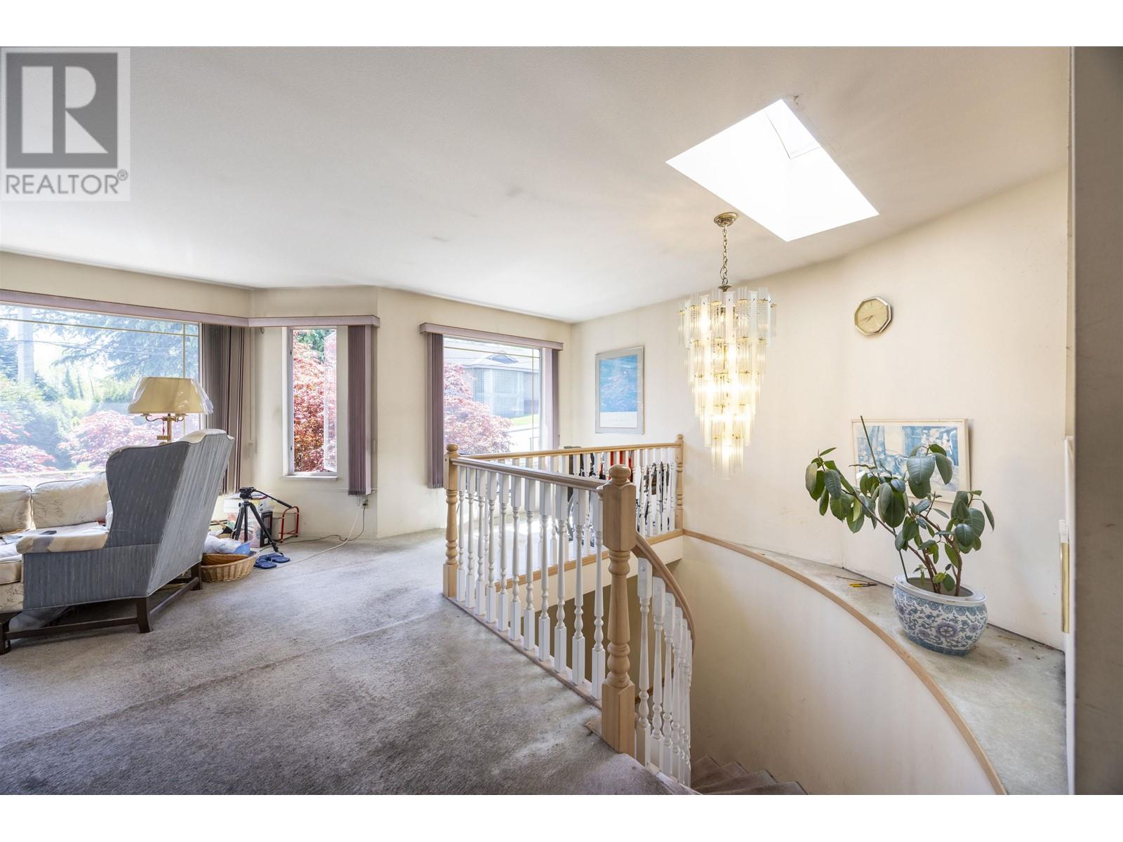6033 Sprott Street, Burnaby, British Columbia  V5G 1T9 - Photo 8 - R3013265