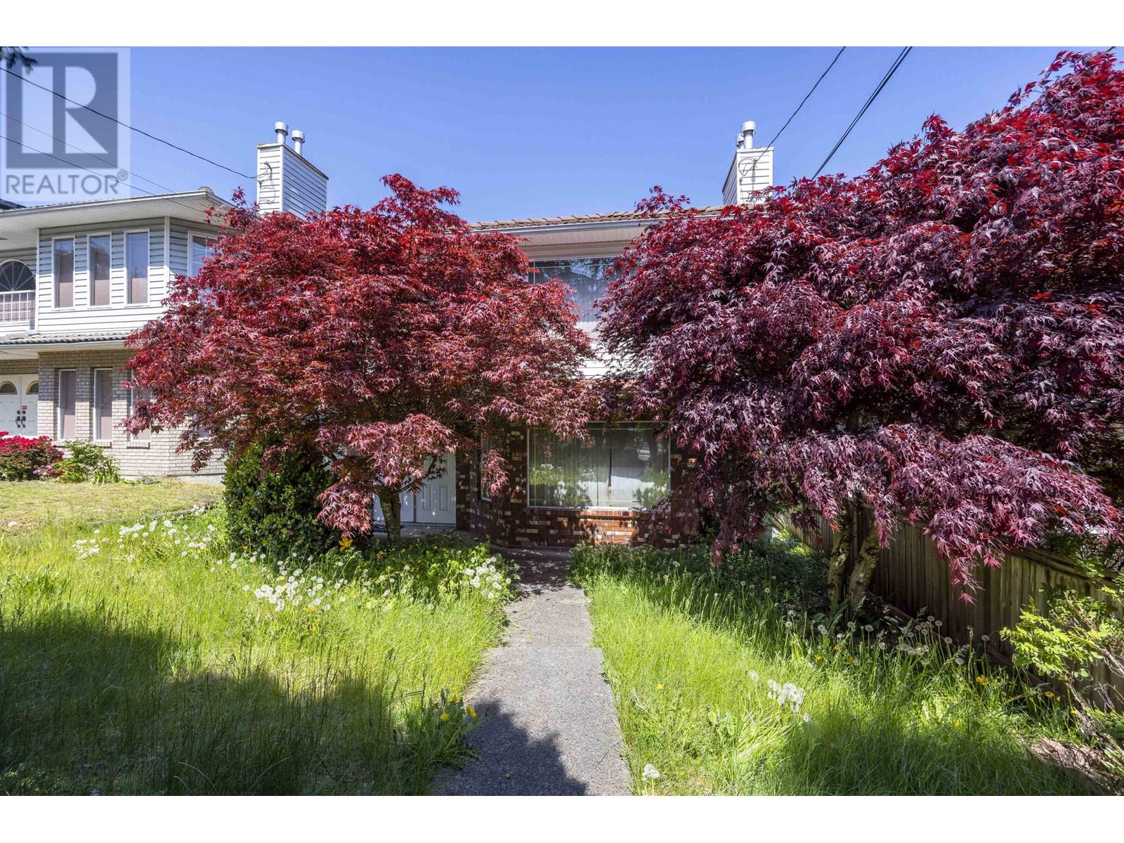 6033 Sprott Street, Burnaby, British Columbia  V5G 1T9 - Photo 3 - R3013265