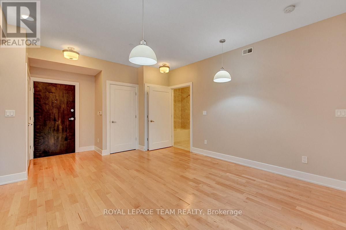 207 - 615 Longfields Drive, Ottawa, Ontario  K2J 6J3 - Photo 17 - X12208372
