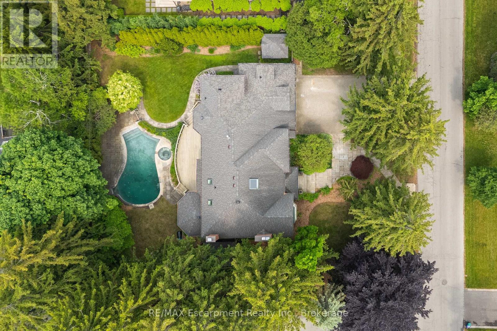 212 Poplar Drive, Oakville, Ontario  L6J 4C8 - Photo 37 - W12208375