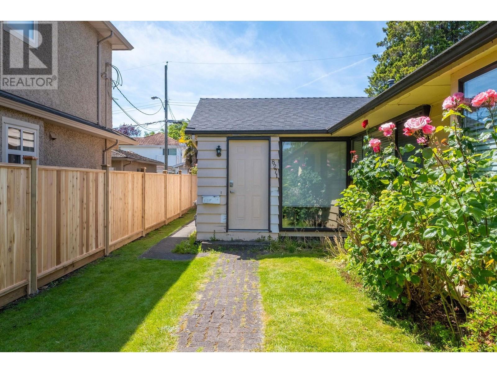 Property at 8271 LAUREL STREET image 3