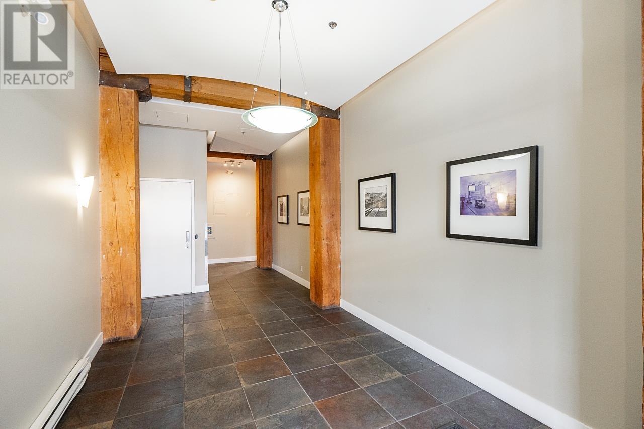 304 1178 Hamilton Street, Vancouver, British Columbia  V6B 2S2 - Photo 3 - R3013396