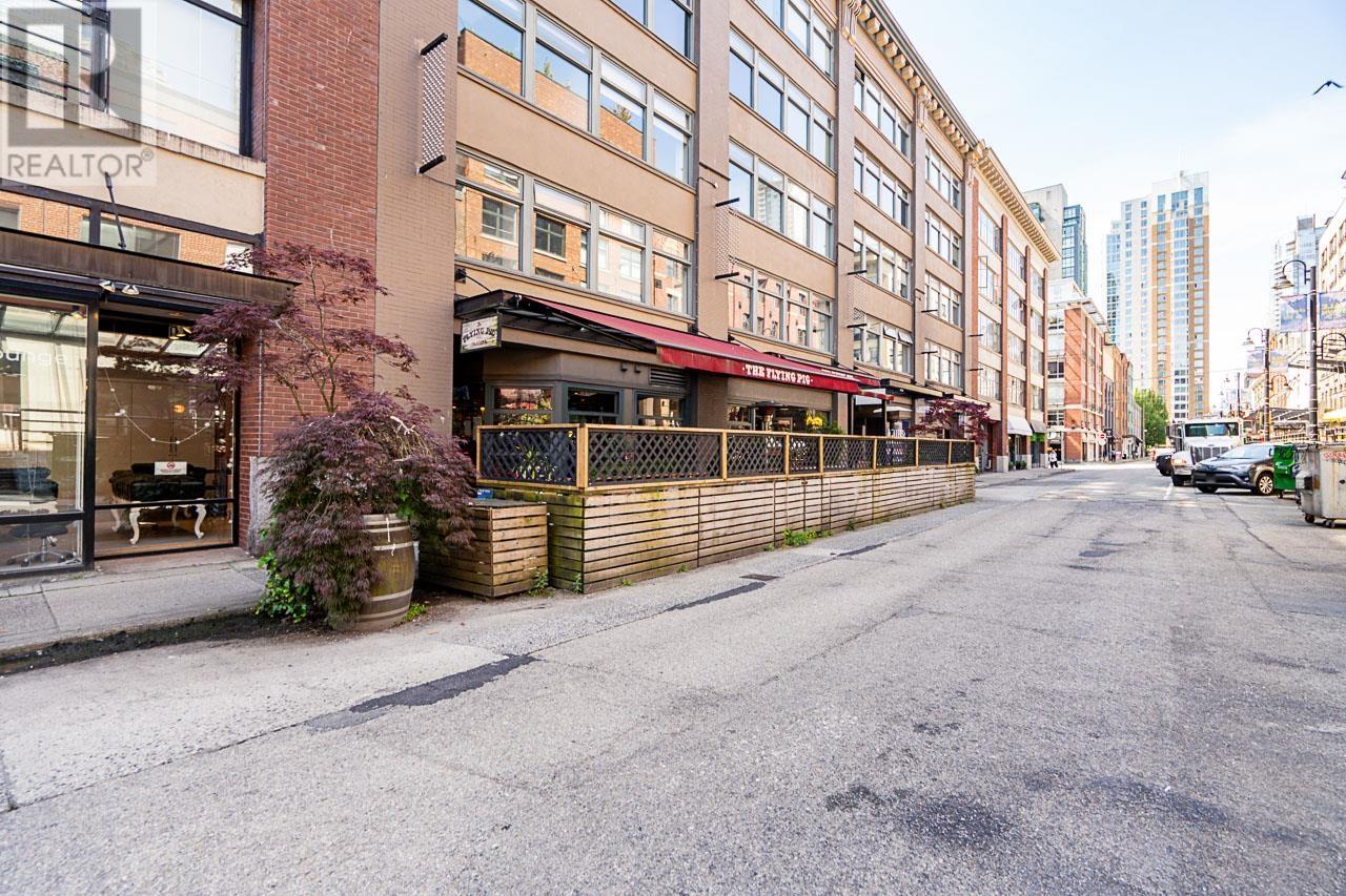 304 1178 Hamilton Street, Vancouver, British Columbia  V6B 2S2 - Photo 32 - R3013396