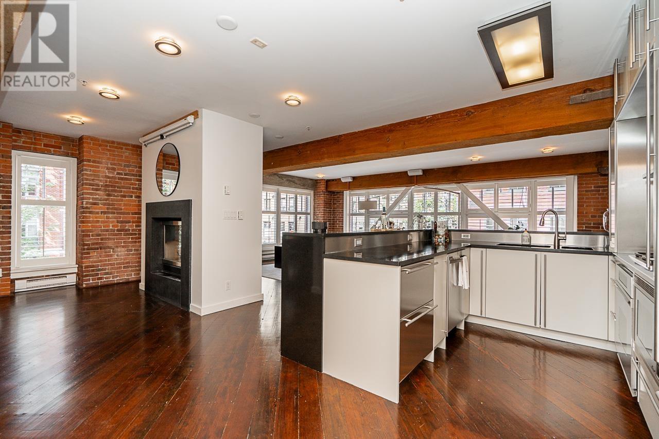 304 1178 Hamilton Street, Vancouver, British Columbia  V6B 2S2 - Photo 4 - R3013396