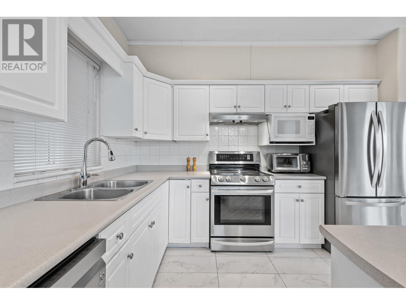 2372 Cape Horn Avenue, Coquitlam, British Columbia  V3K 1J8 - Photo 9 - R3013376