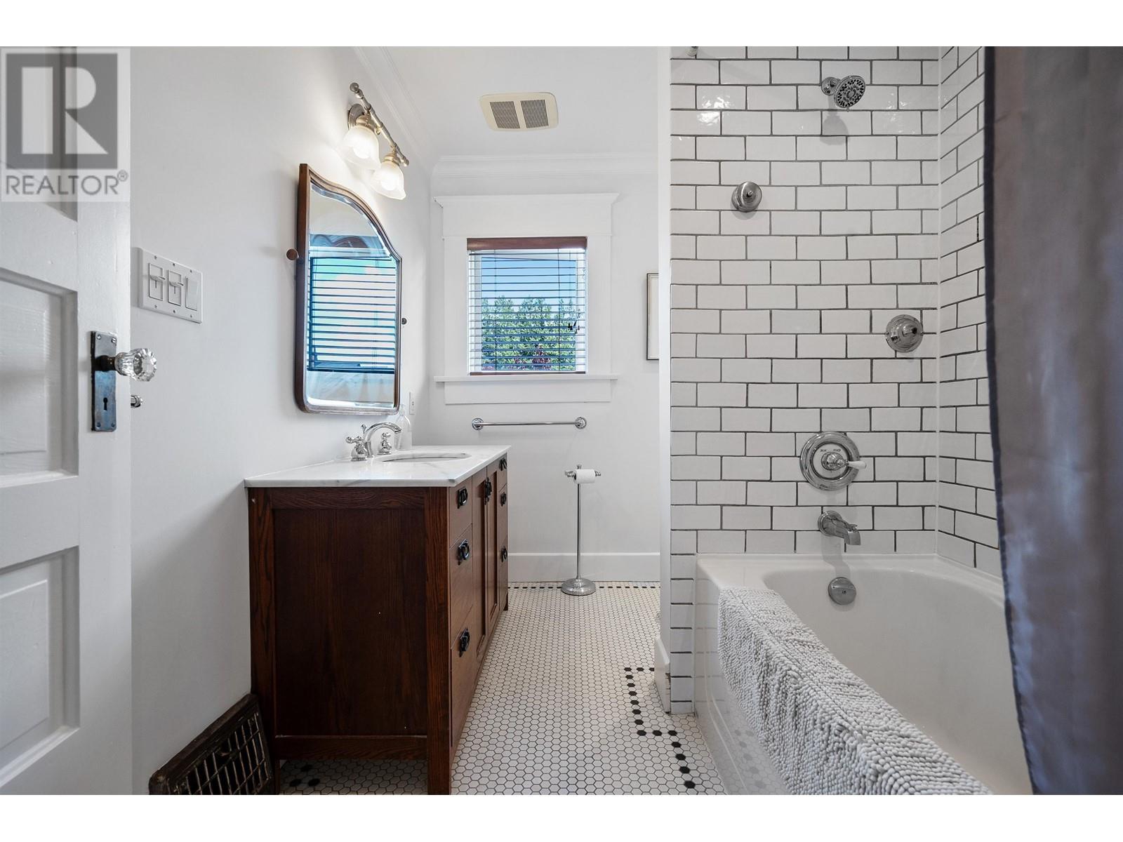 1105 Park Drive, Vancouver, British Columbia  V6P 2J7 - Photo 24 - R3013402