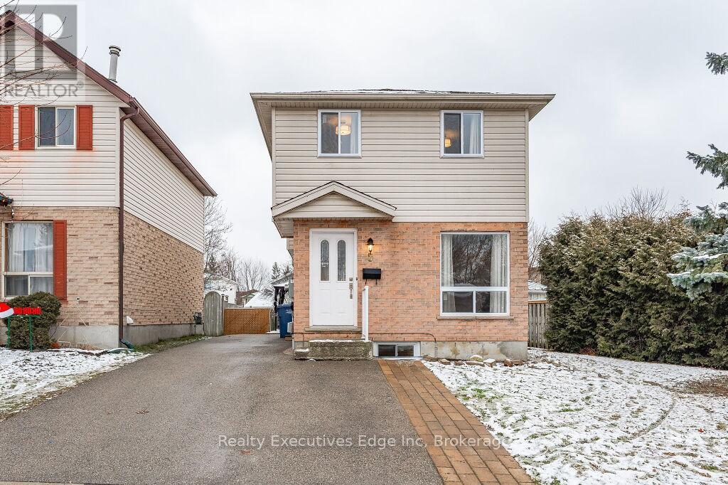 5 Troy Crescent, Guelph (Grange Road), Ontario  N1E 6W7 - Photo 2 - X12208390