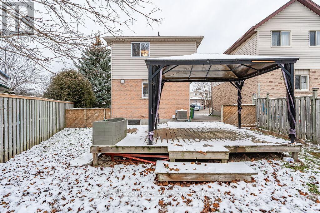 5 Troy Crescent, Guelph (Grange Road), Ontario  N1E 6W7 - Photo 44 - X12208390