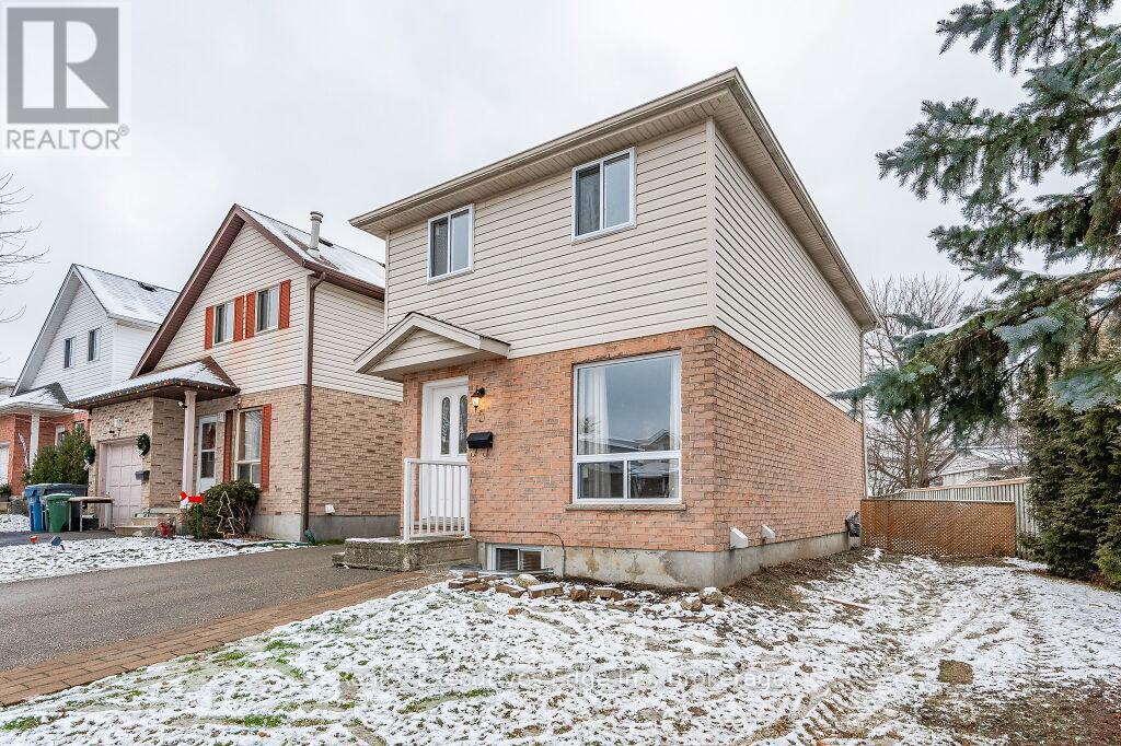 5 Troy Crescent, Guelph, Ontario  N1E 6W7 - Photo 5 - X12208390