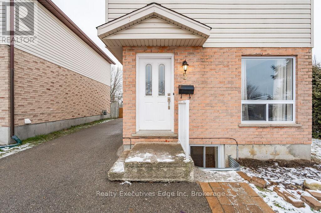 5 Troy Crescent, Guelph (Grange Road), Ontario  N1E 6W7 - Photo 6 - X12208390