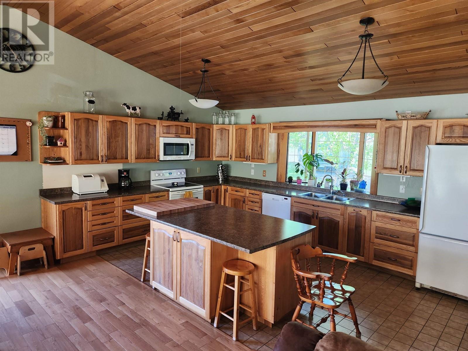 8003 Rowland Road, Burns Lake, British Columbia  V0J 1E1 - Photo 22 - R3012674