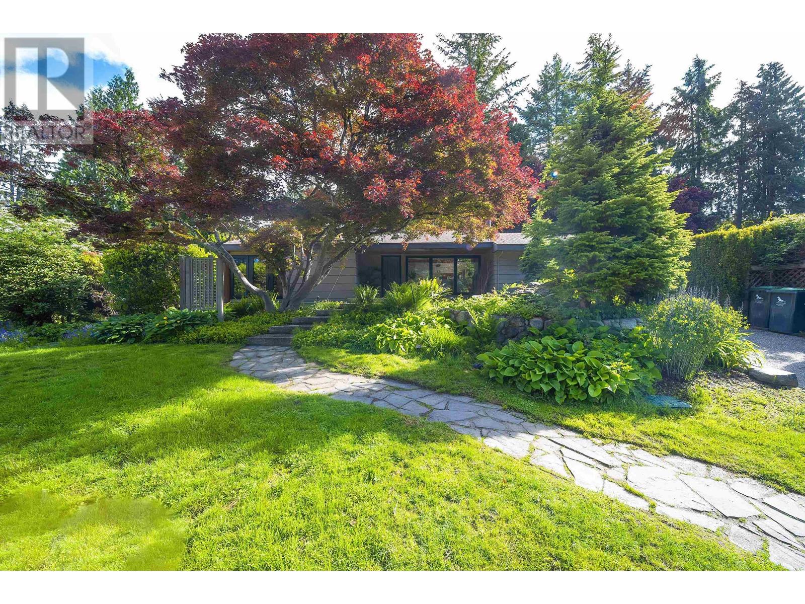 4096 Sunset Boulevard, North Vancouver, British Columbia  V7R 3Y8 - Photo 34 - R3013245