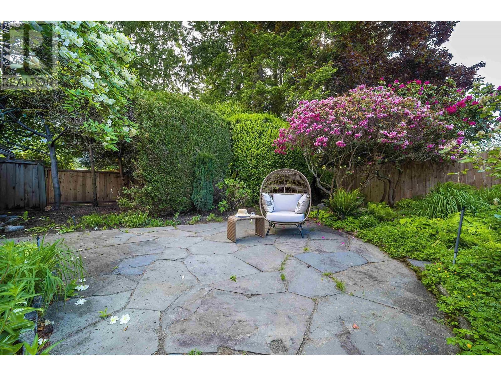4096 Sunset Boulevard, North Vancouver, British Columbia  V7R 3Y8 - Photo 29 - R3013245