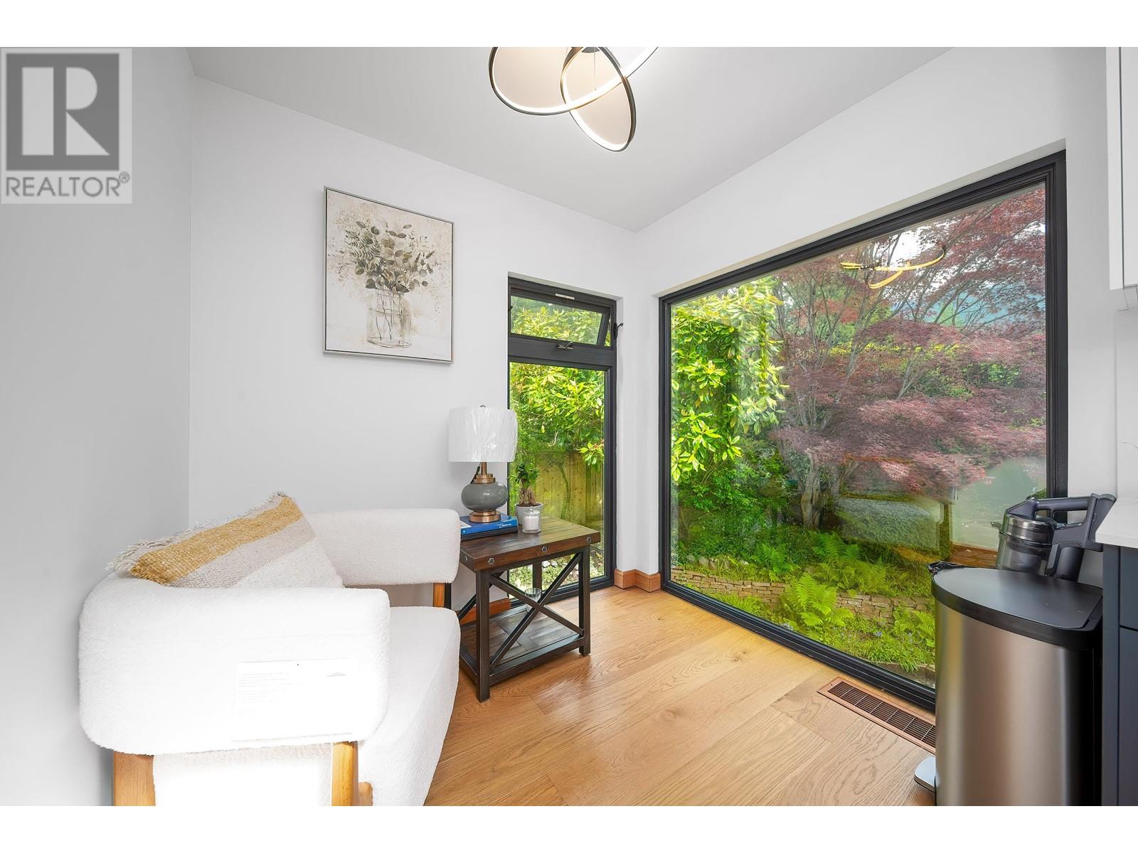 4096 Sunset Boulevard, North Vancouver, British Columbia  V7R 3Y8 - Photo 13 - R3013245