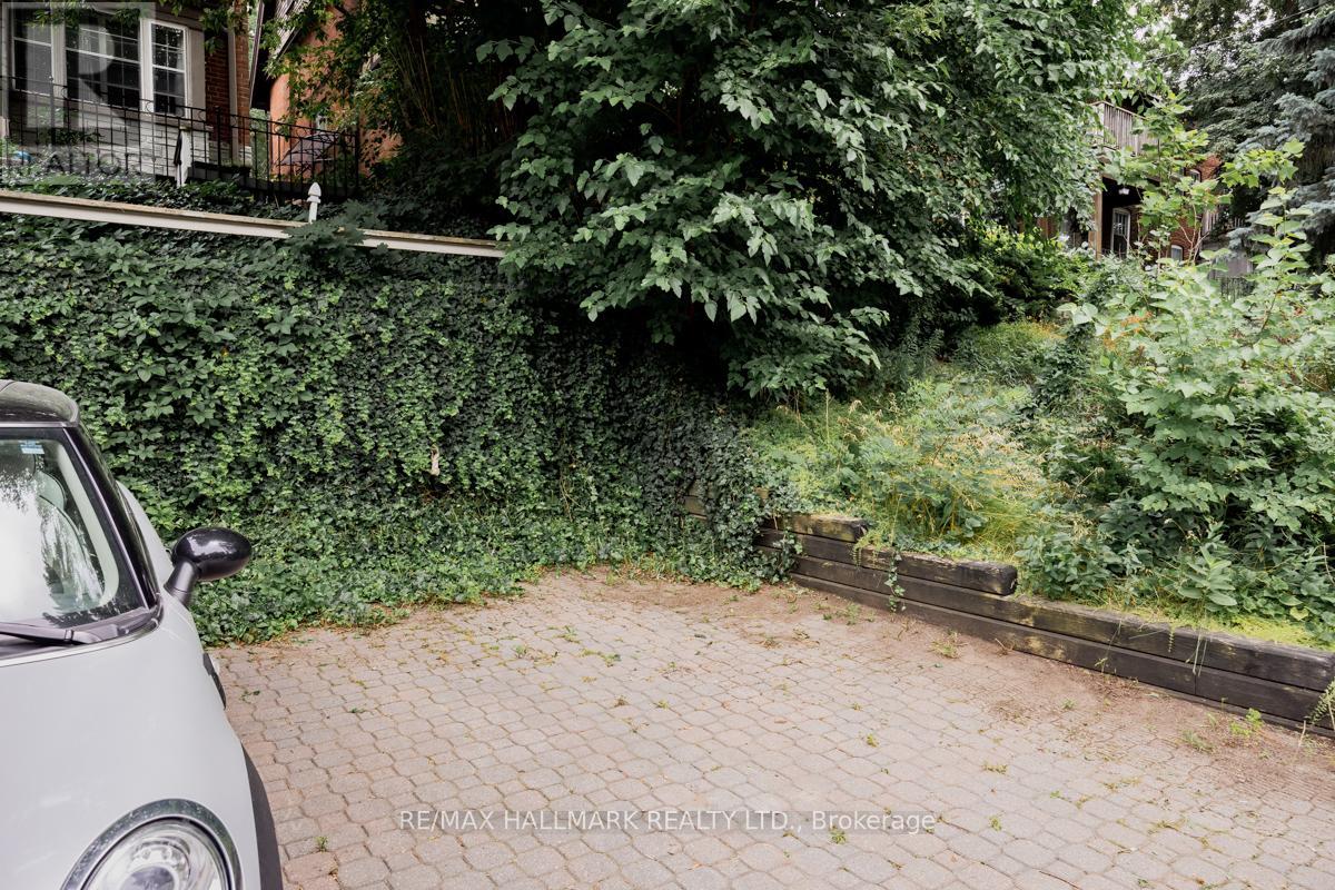 Main - 483 Parkside Drive, Toronto (High Park-Swansea), Ontario  M6R 2Z9 - Photo 26 - W12127487