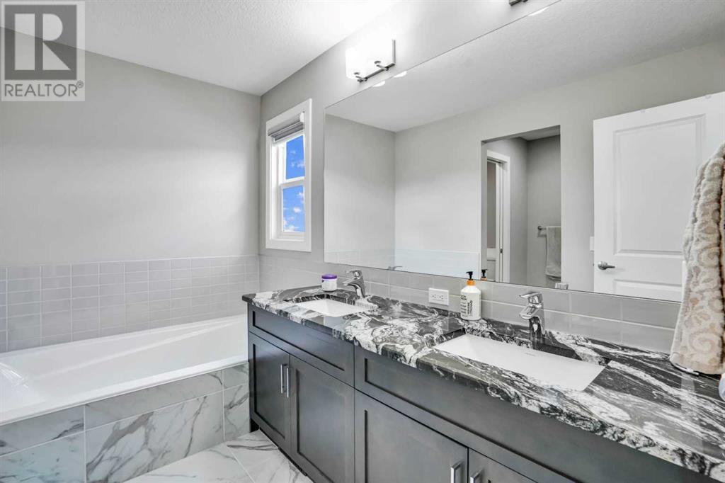 97 Redstone Link Ne, Calgary, Alberta  T3N 1P4 - Photo 9 - A2225442