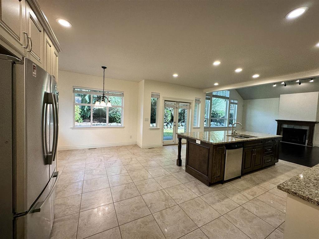 2096 128a Street, Surrey, British Columbia  V4A 3V6 - Photo 11 - R2993923
