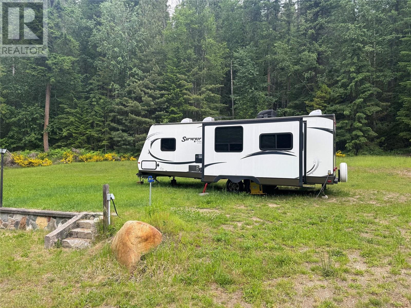 3151 Enderby Mabel Lake Road, Enderby, British Columbia  V0E 1V5 - Photo 2 - 10351522
