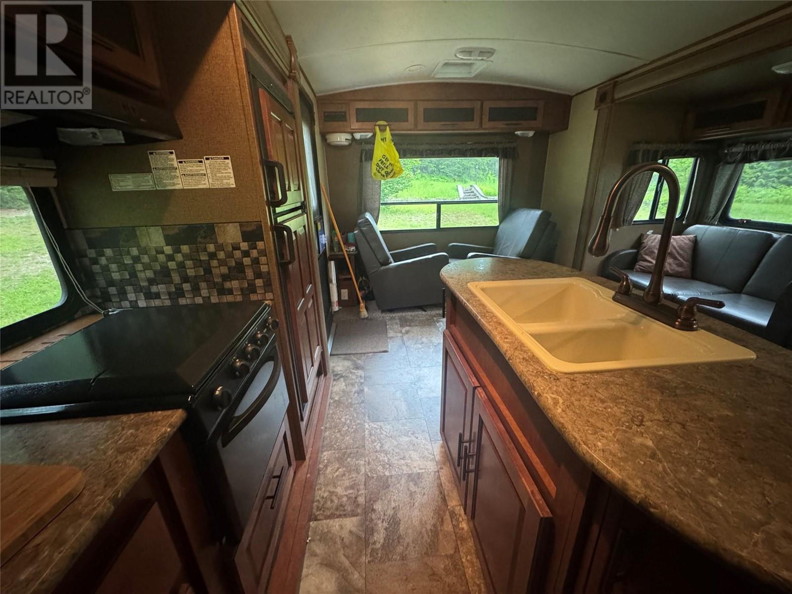 3151 Enderby Mabel Lake Road, Enderby, British Columbia  V0E 1V5 - Photo 28 - 10351522