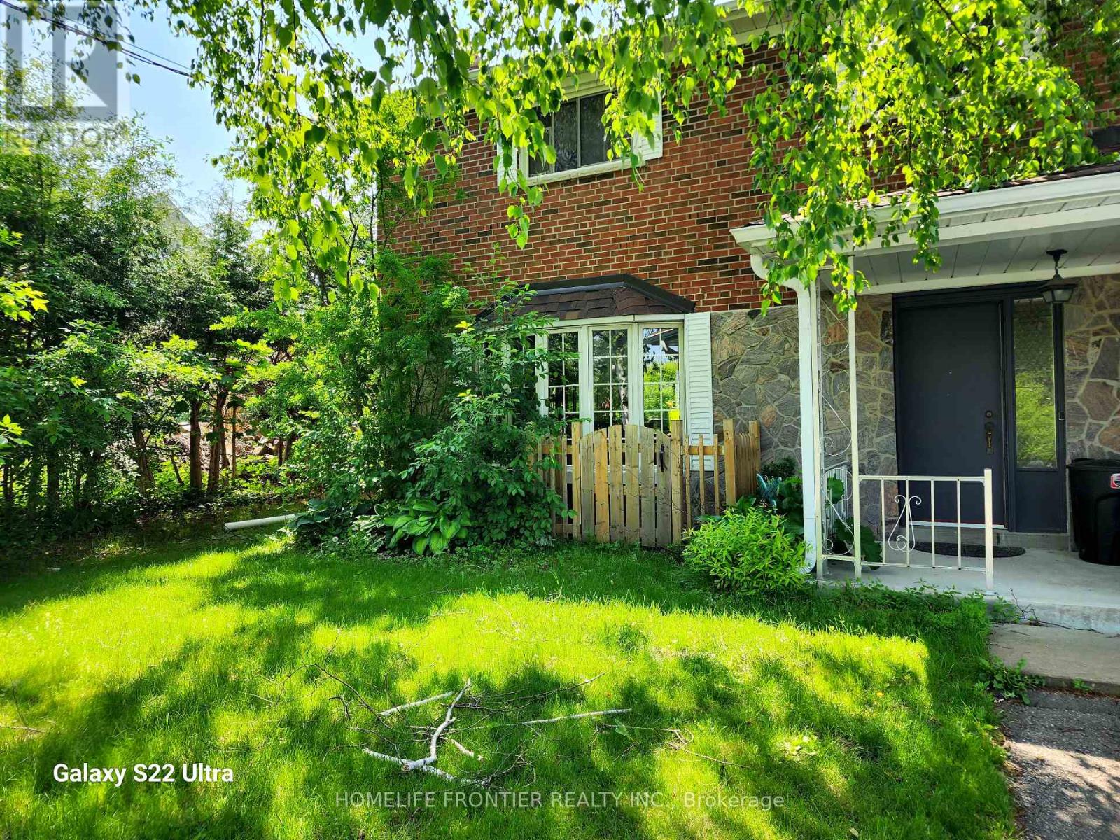 BSMT - 764 GORHAM STREET, Newmarket, Ontario