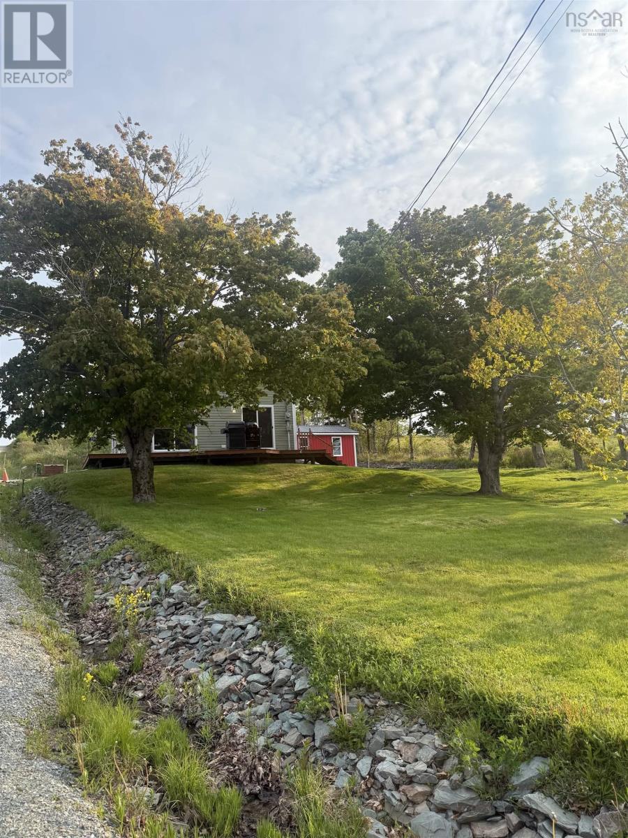 390 Sterling Street, Canso, Nova Scotia  B0H 1H0 - Photo 2 - 202514039