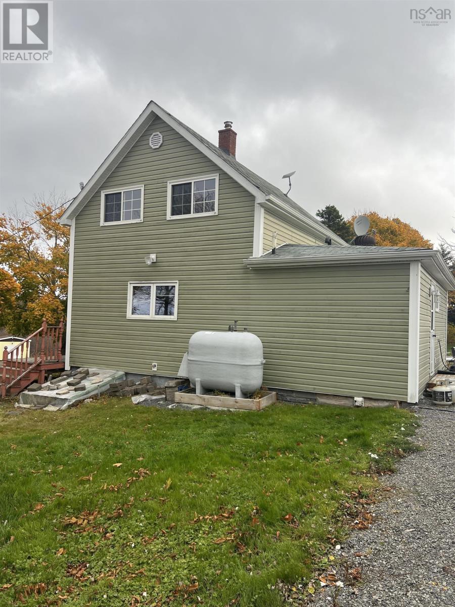390 Sterling Street, Canso, Nova Scotia  B0H 1H0 - Photo 4 - 202514039