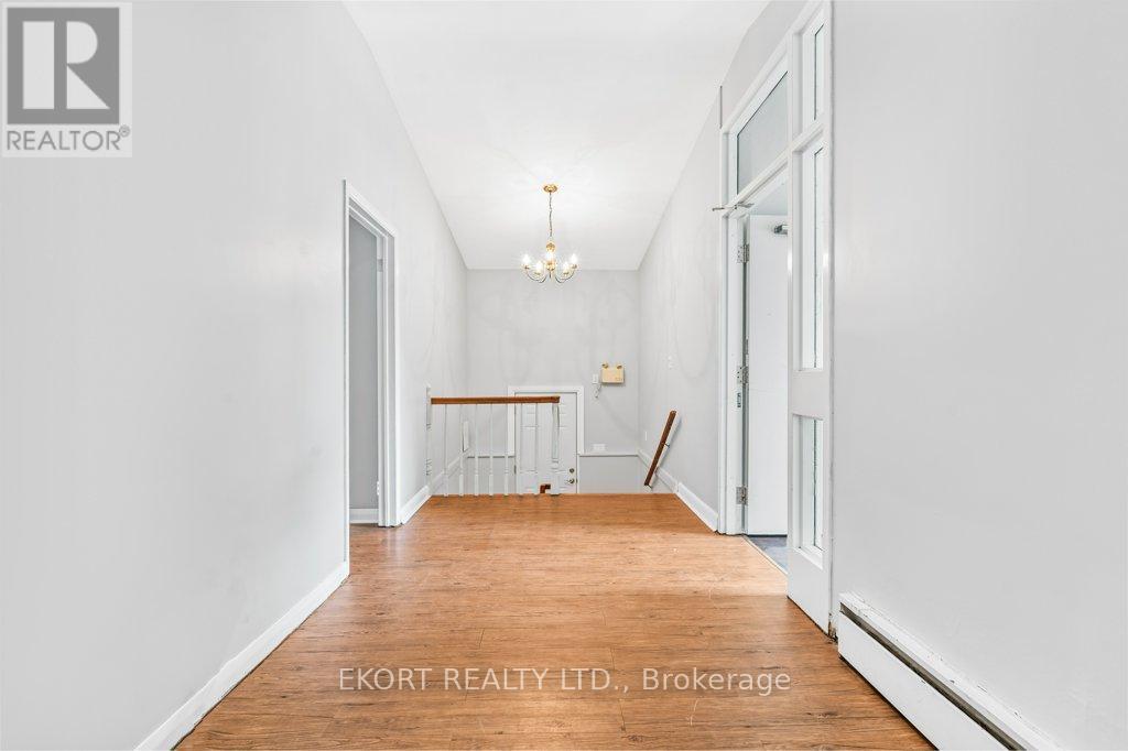 721 King Street W, Kingston, Ontario  K7M 2G3 - Photo 7 - X12208413