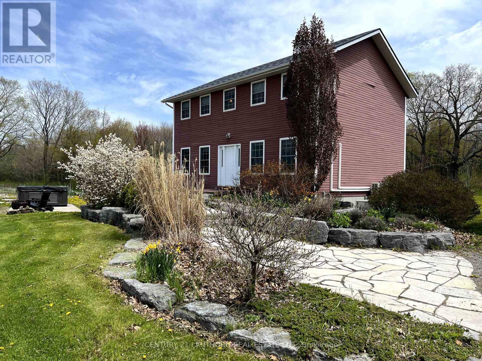 422 Partridge Hollow Road, Prince Edward County, Ontario  K0K 1T0 - Photo 1 - X12208447