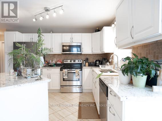 4 - 7370 Monastery Drive, Niagara Falls, Ontario  L2H 3C4 - Photo 8 - X12208443