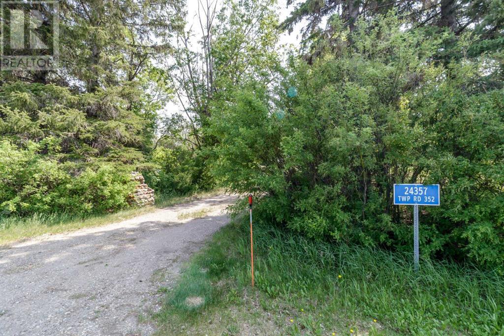 24357 Township Road 352, Rural Red Deer County, Alberta  T0M 0Y0 - Photo 38 - A2228665