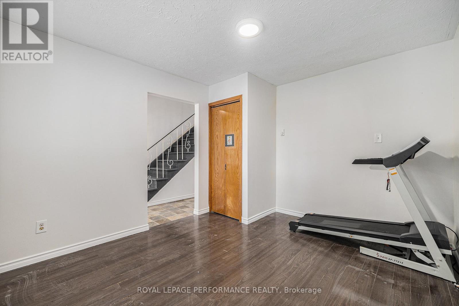 542 Lynwood Drive, Cornwall, Ontario  K6H 5X5 - Photo 8 - X12208416