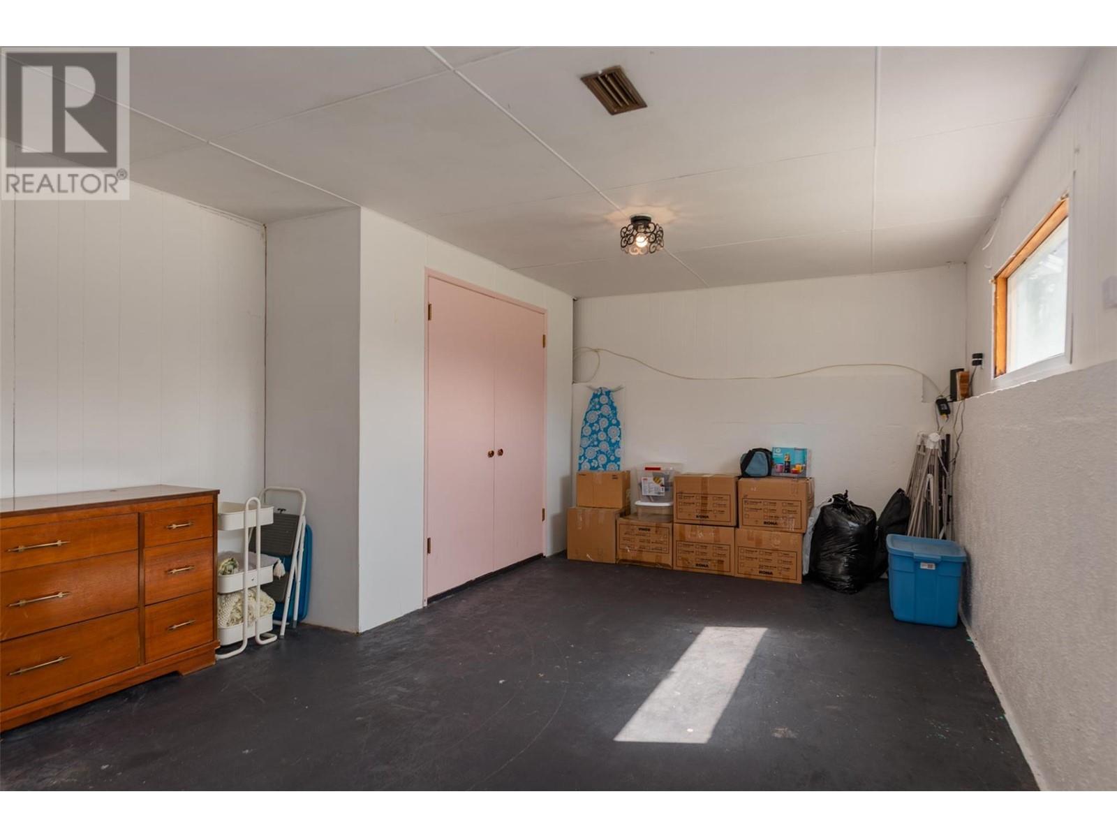 3725 Dogwood Drive, Trail, British Columbia  V1R 2V4 - Photo 31 - 10351372
