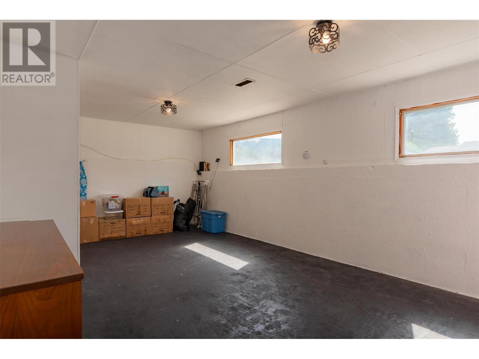 3725 Dogwood Drive, Trail, British Columbia  V1R 2V4 - Photo 30 - 10351372