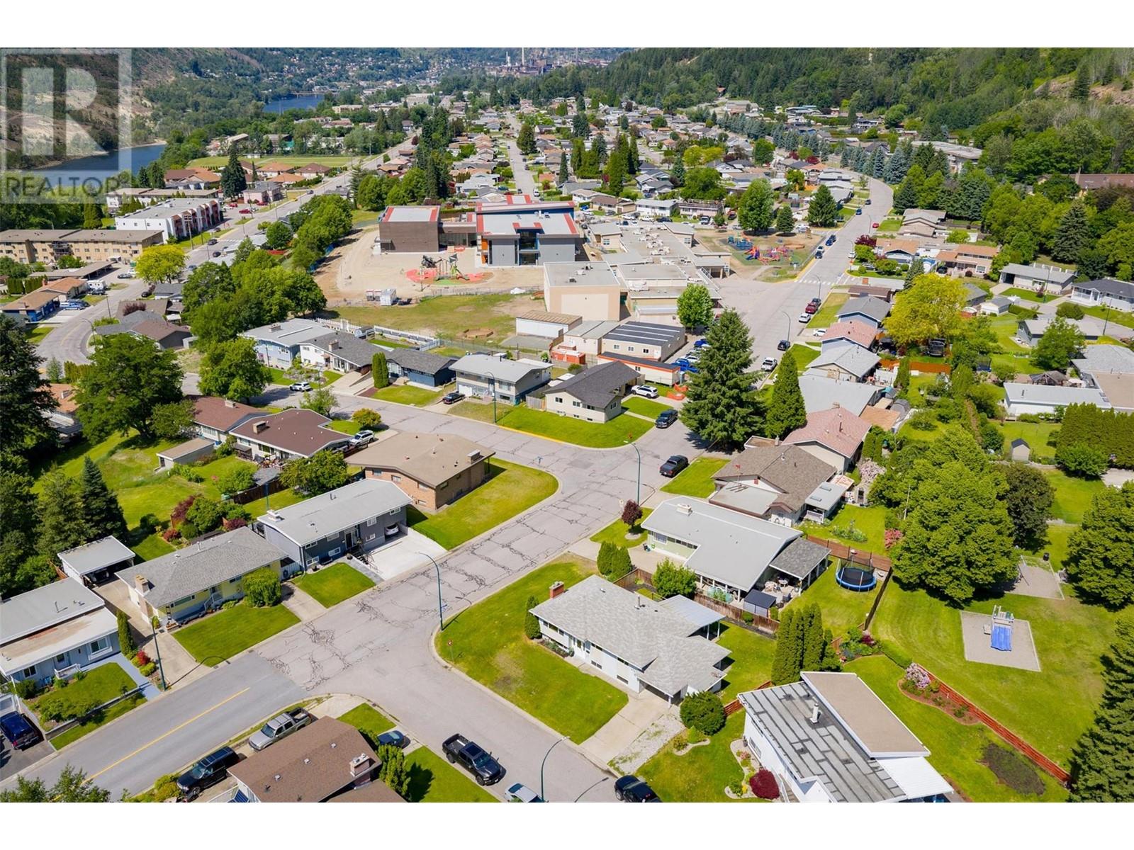 3725 Dogwood Drive, Trail, British Columbia  V1R 2V4 - Photo 56 - 10351372