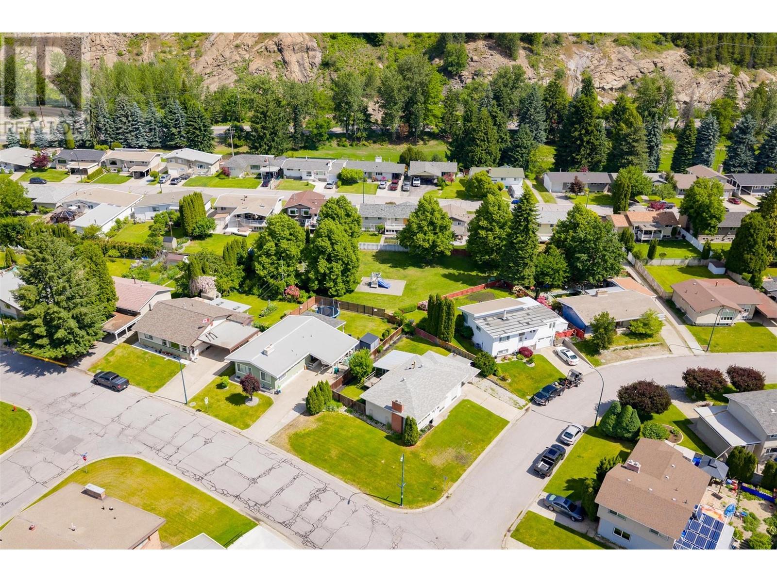 3725 Dogwood Drive, Trail, British Columbia  V1R 2V4 - Photo 55 - 10351372