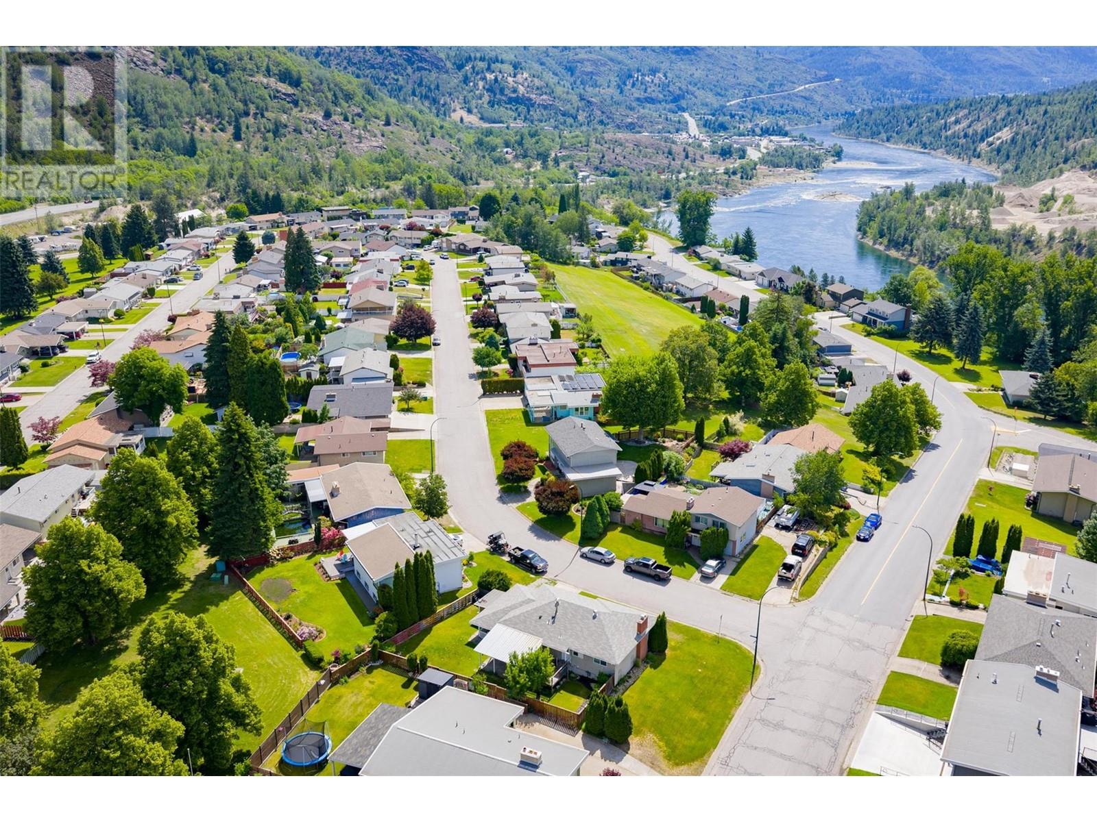 3725 Dogwood Drive, Trail, British Columbia  V1R 2V4 - Photo 58 - 10351372