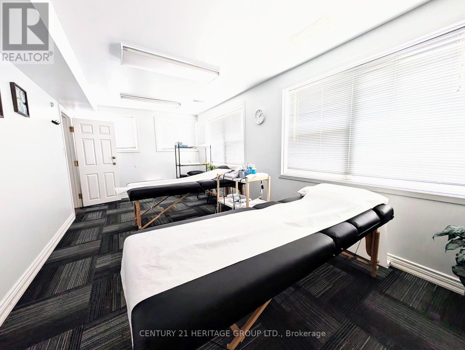 115 Sheppard Avenue W, Toronto, Ontario  M2N 1M7 - Photo 2 - C12208312