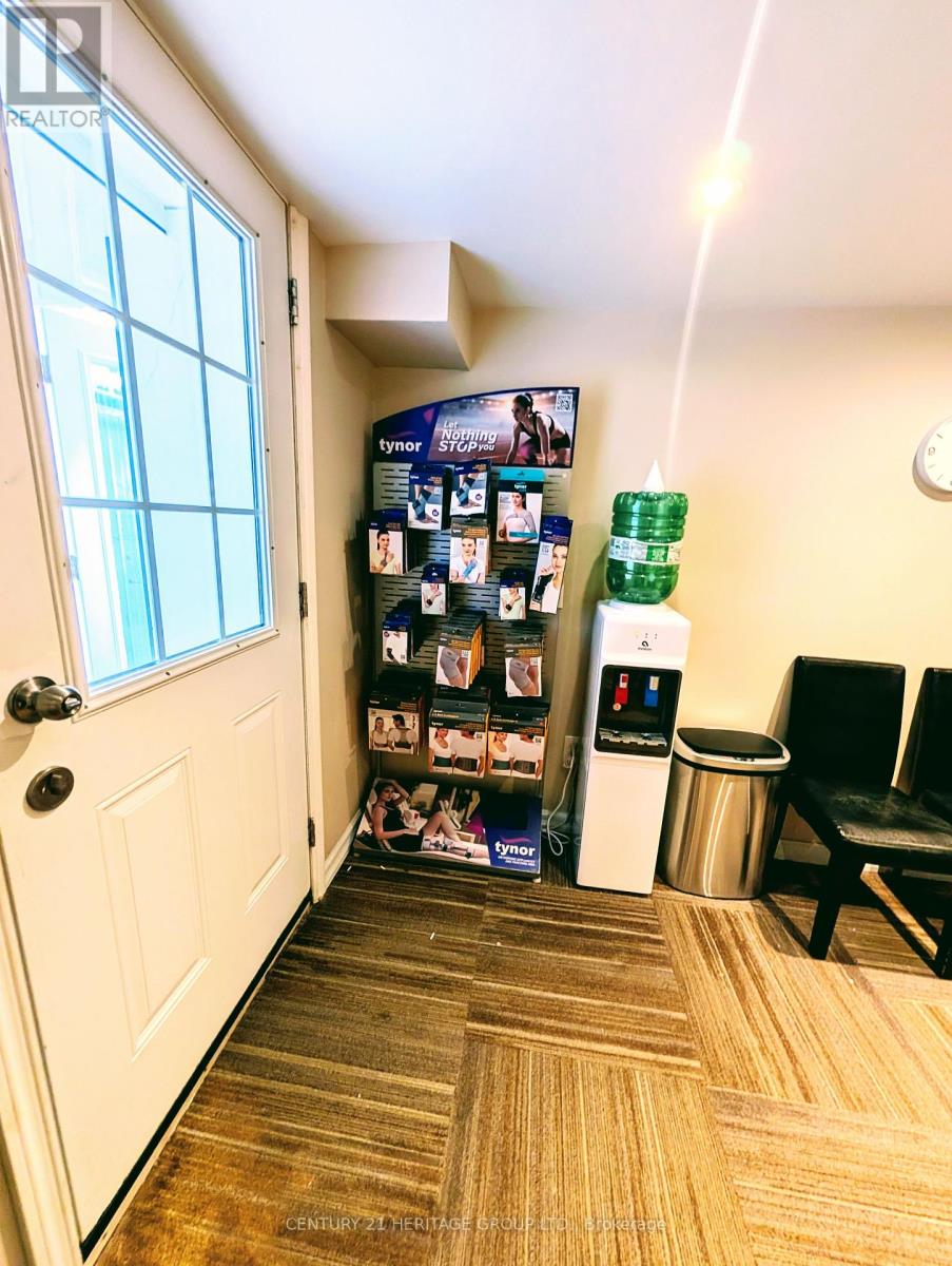 115 Sheppard Avenue W, Toronto, Ontario  M2N 1M7 - Photo 5 - C12208312