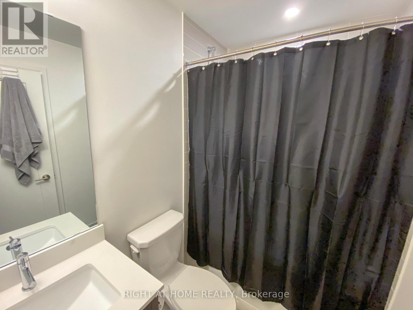1107 - 576 Front Street W, Toronto, Ontario  M5V 0P8 - Photo 11 - C12208313