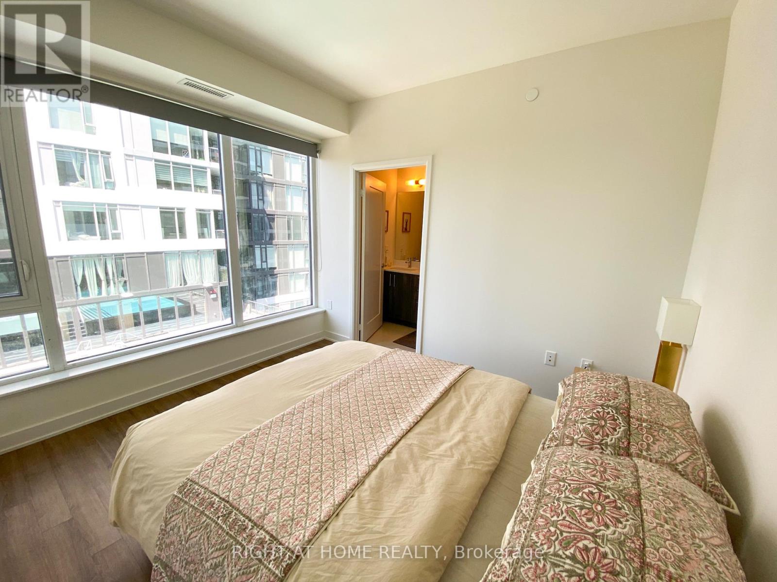 1107 - 576 Front Street W, Toronto, Ontario  M5V 0P8 - Photo 9 - C12208313