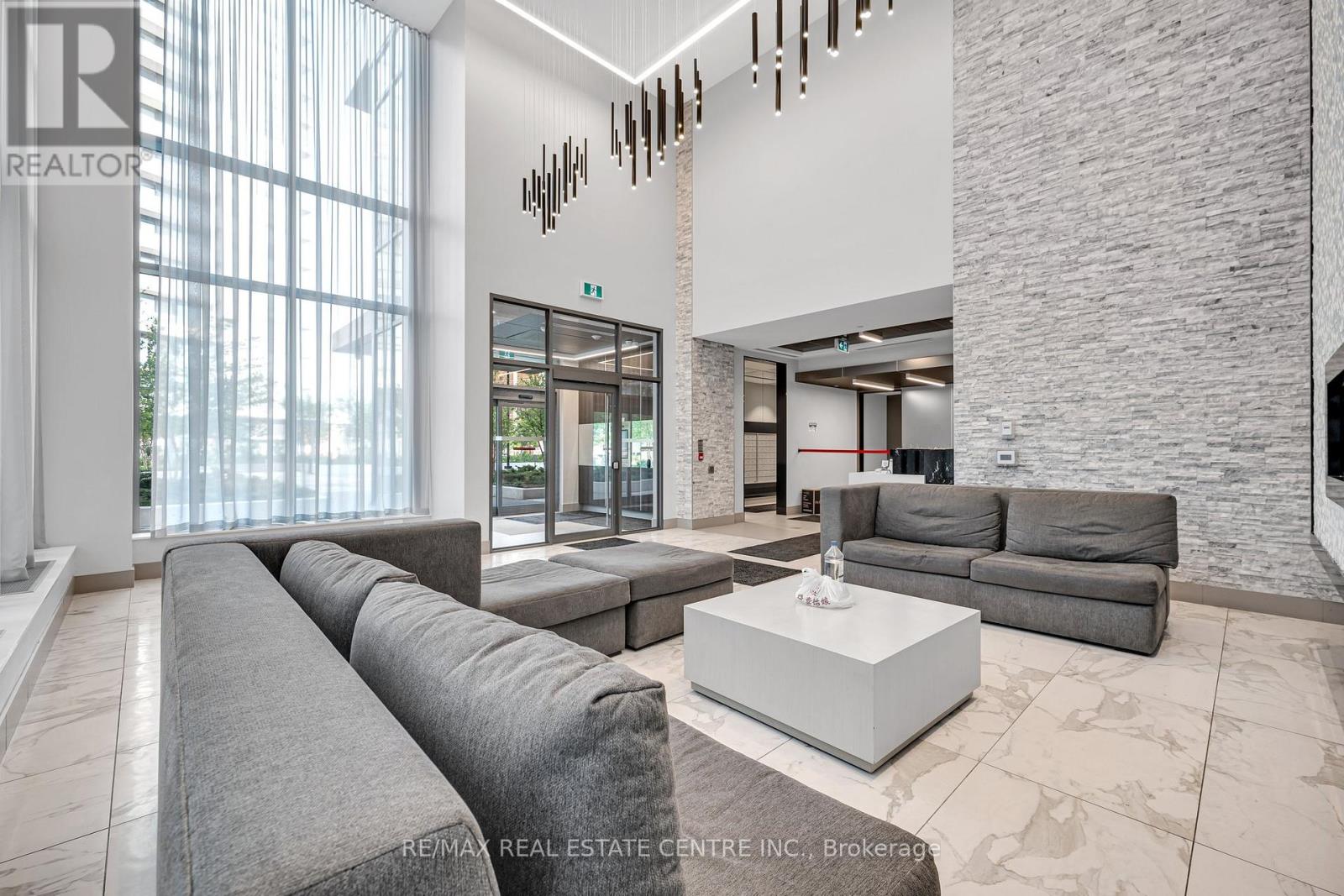 805 - 36 Forest Manor Road, Toronto, Ontario  M2J 1M5 - Photo 3 - C12208328