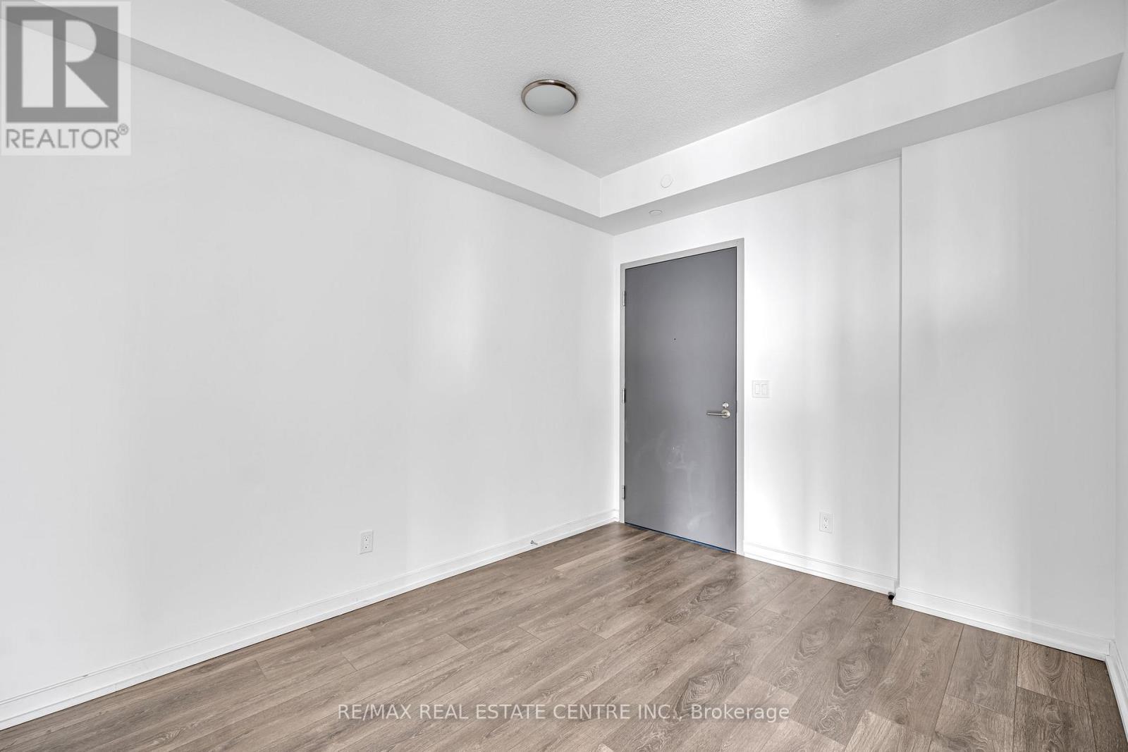 805 - 36 Forest Manor Road, Toronto, Ontario  M2J 1M5 - Photo 5 - C12208328