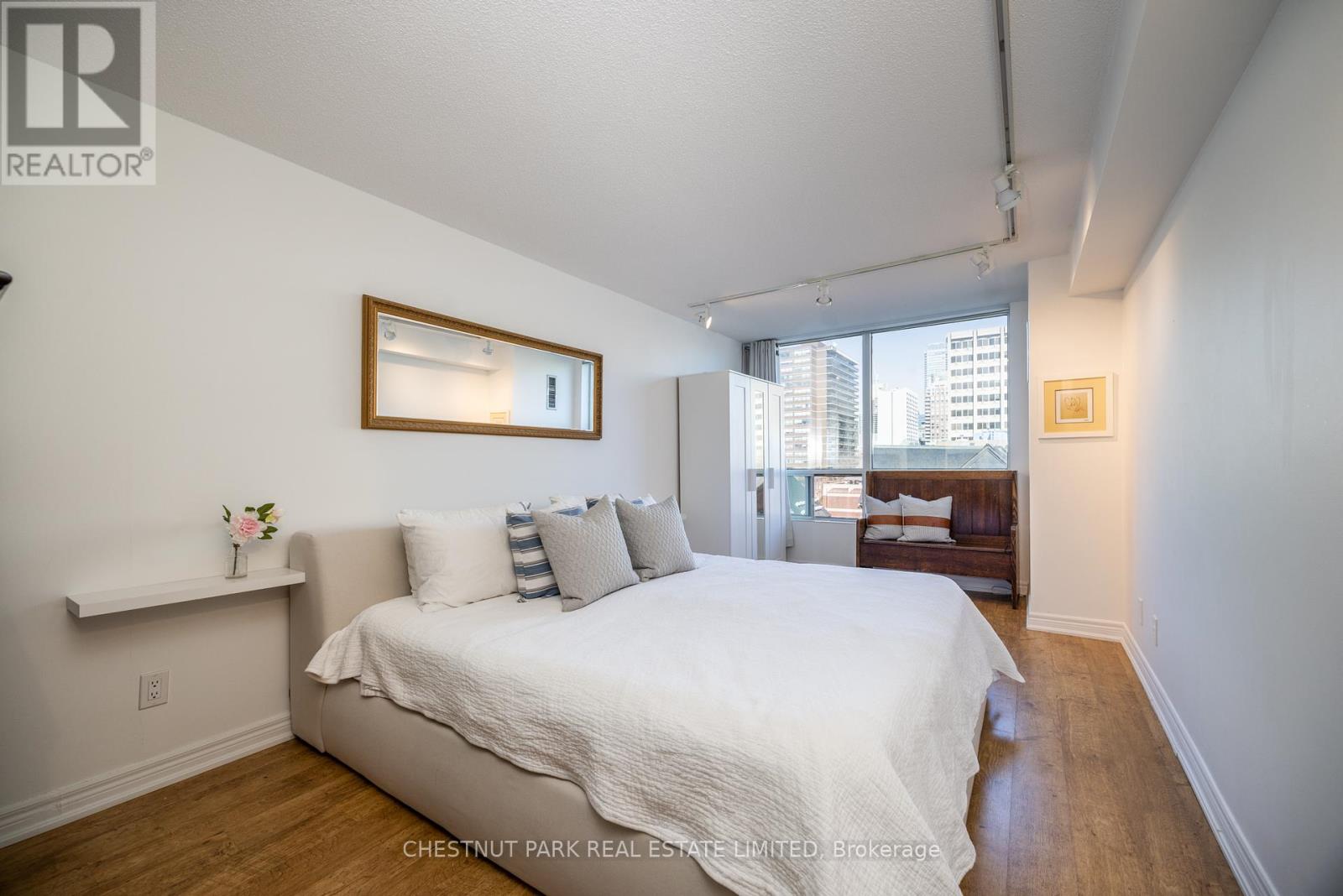 522 - 95 Prince Arthur Avenue, Toronto, Ontario  M5R 3P6 - Photo 10 - C12208360